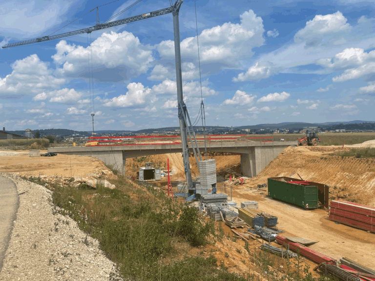 Feldwegbrücke bei der Utzhütte